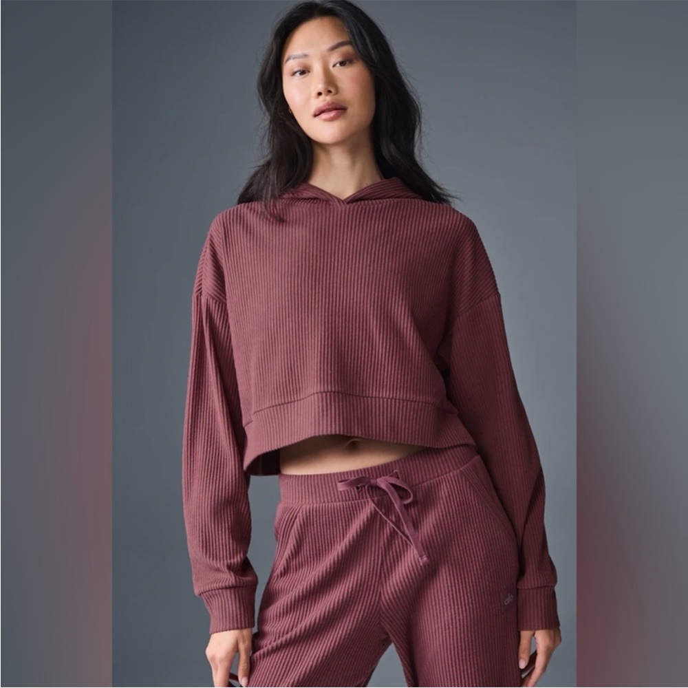 Alo Yoga Muse Hoodie Burgundy Truffle Medium